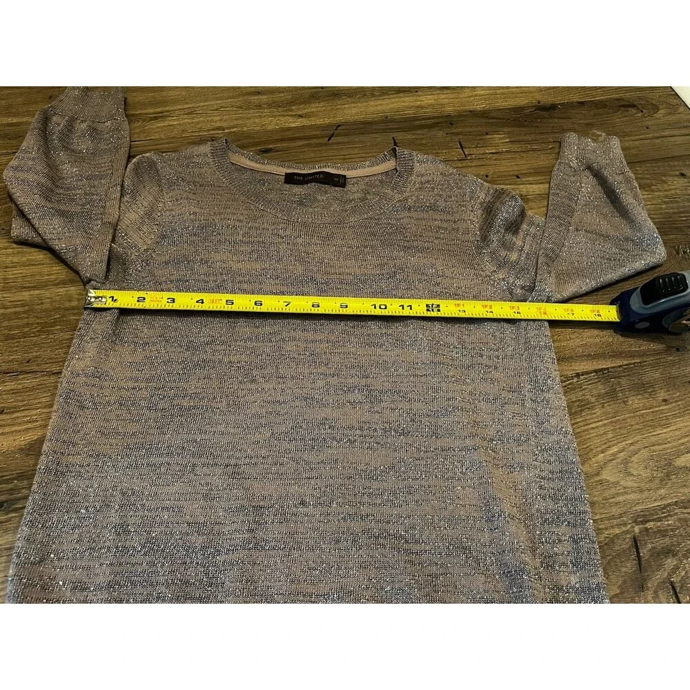 The Limited Heathered Gray Crew Neck Light Sweater - Picture 8 of 8
